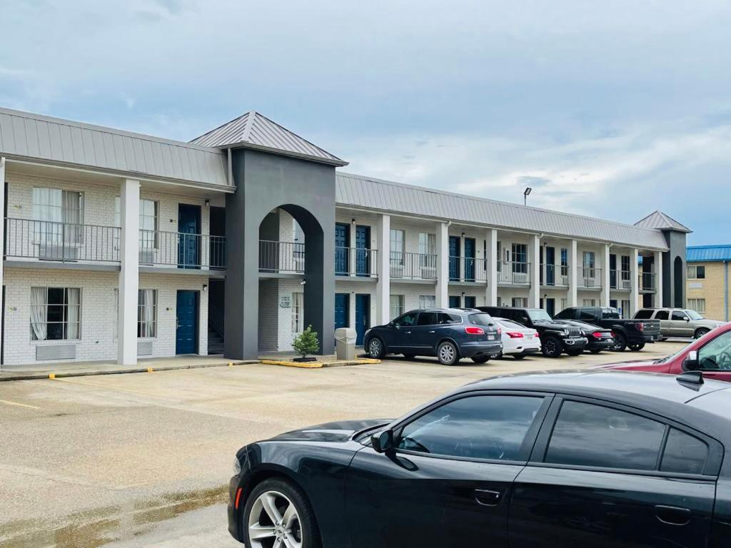 Motel Super 8 By Wyndham New Iberia Exterior foto
